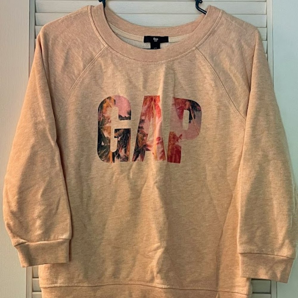GAP Peach Sweatshirt w/ 3/4s sleeves - Size Small